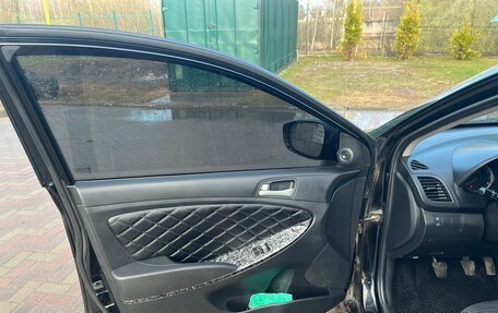 Hyundai Solaris II рестайлинг, 2013 год, 750 000 рублей, 6 фотография