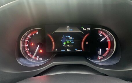 Toyota RAV4, 2021 год, 3 599 000 рублей, 13 фотография