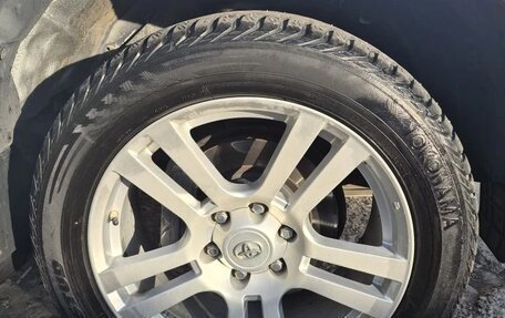 Toyota Land Cruiser Prado 150 рестайлинг 2, 2014 год, 2 700 000 рублей, 11 фотография