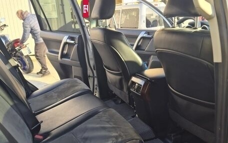 Toyota Land Cruiser Prado 150 рестайлинг 2, 2014 год, 2 700 000 рублей, 7 фотография