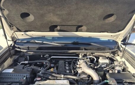 Toyota Land Cruiser Prado 150 рестайлинг 2, 2014 год, 2 700 000 рублей, 13 фотография