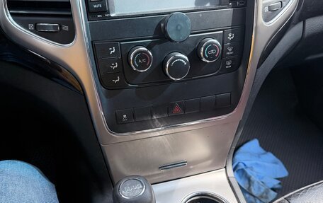 Jeep Grand Cherokee, 2010 год, 1 250 000 рублей, 11 фотография