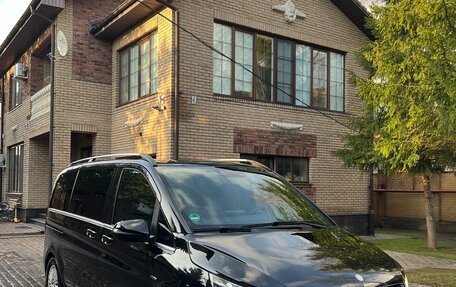 Mercedes-Benz V-Класс, 2016 год, 4 400 000 рублей, 1 фотография