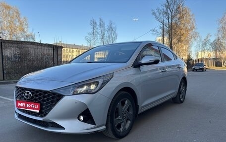 Hyundai Solaris II рестайлинг, 2021 год, 1 550 000 рублей, 1 фотография