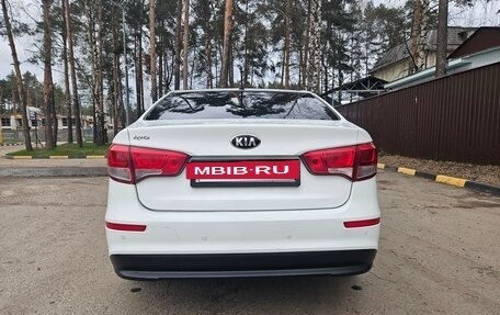 KIA Rio III рестайлинг, 2016 год, 700 000 рублей, 5 фотография