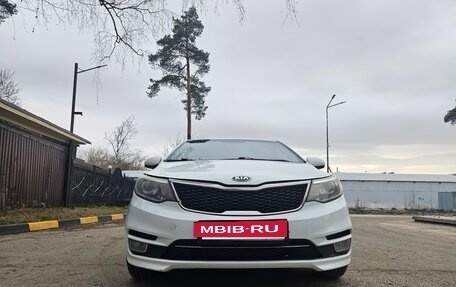 KIA Rio III рестайлинг, 2016 год, 700 000 рублей, 2 фотография