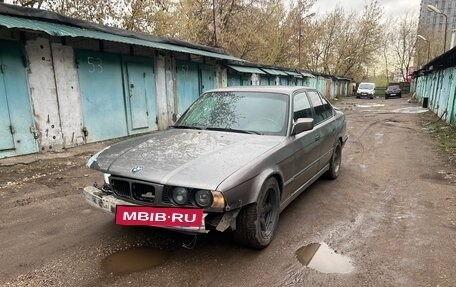 BMW 5 серия, 1989 год, 370 000 рублей, 1 фотография