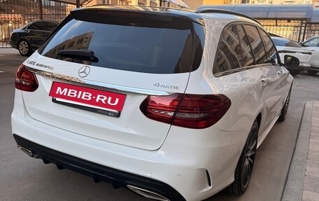 Mercedes-Benz C-Класс, 2019 год, 3 050 000 рублей, 21 фотография