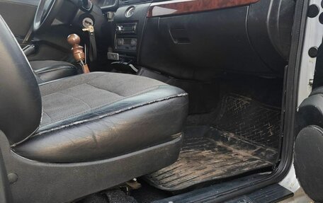 ГАЗ 3102 «Волга», 2007 год, 400 000 рублей, 11 фотография