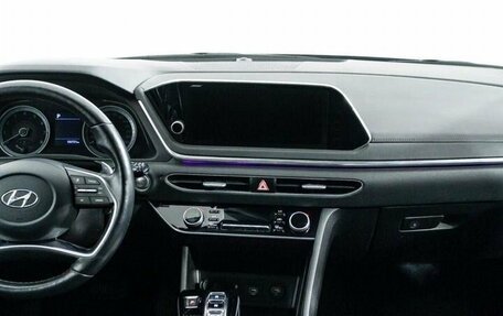 Hyundai Sonata VIII, 2020 год, 2 200 000 рублей, 18 фотография