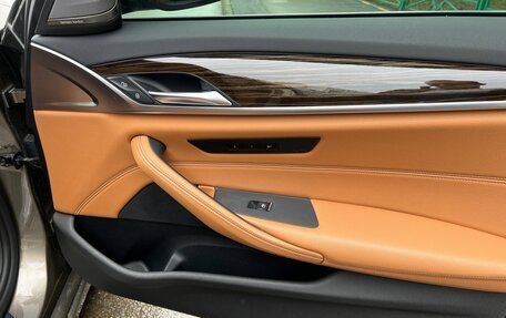 BMW 5 серия, 2019 год, 3 700 000 рублей, 14 фотография