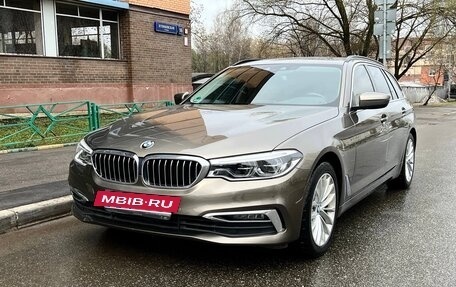 BMW 5 серия, 2019 год, 3 700 000 рублей, 3 фотография