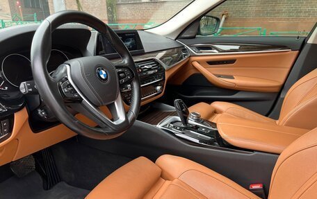 BMW 5 серия, 2019 год, 3 700 000 рублей, 17 фотография