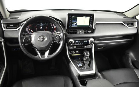 Toyota RAV4, 2020 год, 2 893 100 рублей, 6 фотография