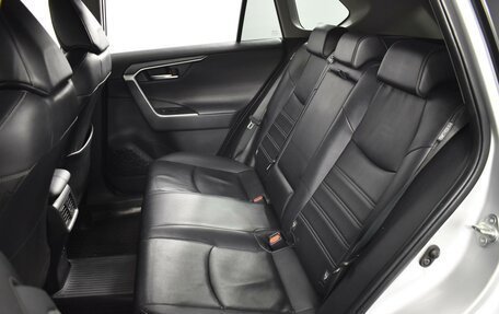 Toyota RAV4, 2020 год, 2 893 100 рублей, 9 фотография