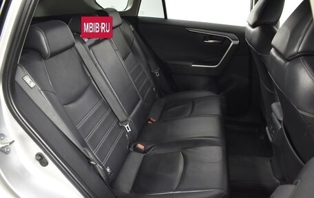 Toyota RAV4, 2020 год, 2 893 100 рублей, 7 фотография