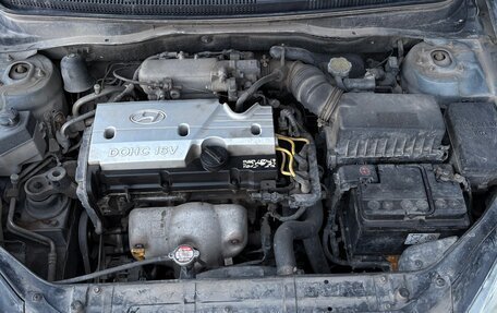 Hyundai Verna II, 2007 год, 500 000 рублей, 21 фотография