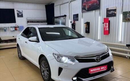 Toyota Camry, 2018 год, 1 980 000 рублей, 2 фотография