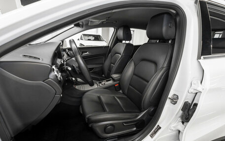 Mercedes-Benz GLA, 2019 год, 2 720 000 рублей, 9 фотография