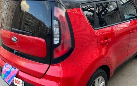 KIA Soul II рестайлинг, 2018 год, 1 700 000 рублей, 5 фотография