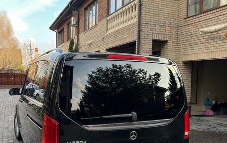 Mercedes-Benz V-Класс, 2016 год, 4 400 000 рублей, 6 фотография