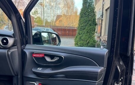 Mercedes-Benz V-Класс, 2016 год, 4 400 000 рублей, 18 фотография