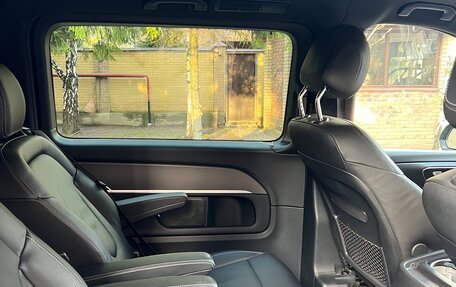 Mercedes-Benz V-Класс, 2016 год, 4 400 000 рублей, 22 фотография