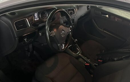 Volkswagen Jetta VI, 2013 год, 773 373 рублей, 7 фотография