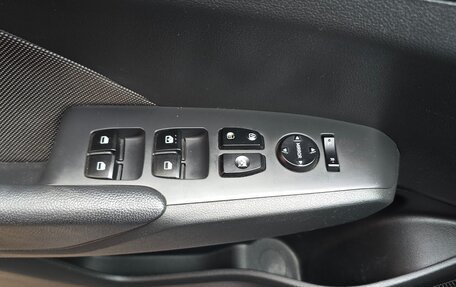 Hyundai Solaris II рестайлинг, 2021 год, 1 700 000 рублей, 13 фотография