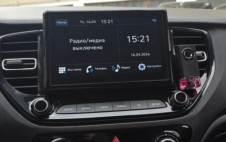 Hyundai Solaris II рестайлинг, 2021 год, 1 700 000 рублей, 17 фотография