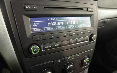 Skoda Yeti I рестайлинг, 2014 год, 1 225 000 рублей, 15 фотография