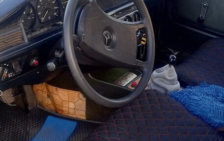 Mercedes-Benz 190 (W201), 1985 год, 110 000 рублей, 6 фотография