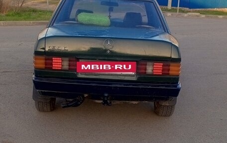 Mercedes-Benz 190 (W201), 1985 год, 110 000 рублей, 5 фотография