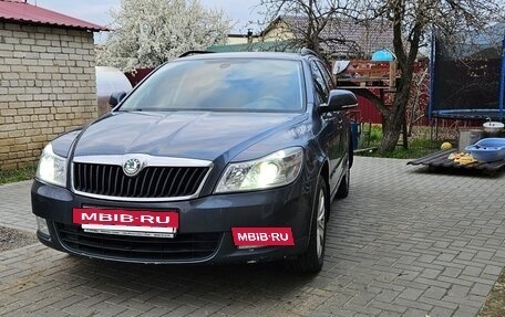 Skoda Octavia, 2009 год, 880 000 рублей, 2 фотография
