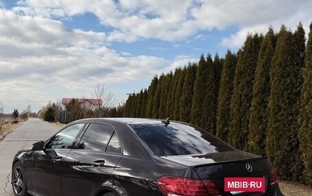 Mercedes-Benz E-Класс, 2015 год, 1 950 000 рублей, 3 фотография