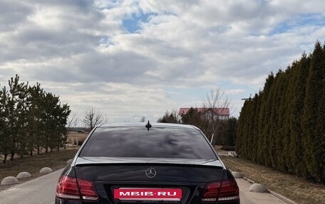 Mercedes-Benz E-Класс, 2015 год, 1 950 000 рублей, 4 фотография