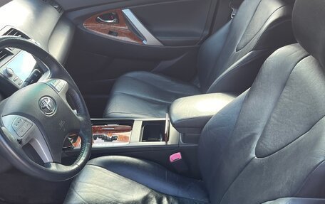 Toyota Camry, 2008 год, 1 120 000 рублей, 7 фотография