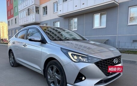 Hyundai Solaris II рестайлинг, 2021 год, 1 550 000 рублей, 5 фотография