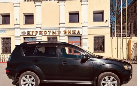 Mitsubishi Outlander III рестайлинг 3, 2012 год, 950 000 рублей, 5 фотография