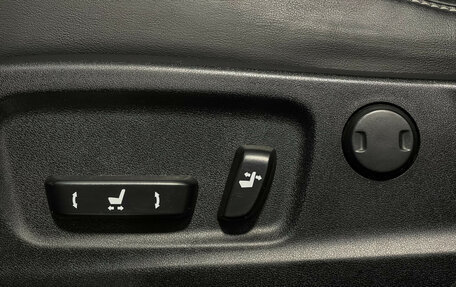 Lexus RX IV рестайлинг, 2018 год, 4 900 000 рублей, 15 фотография