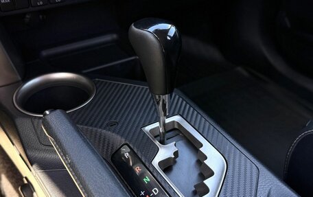 Toyota RAV4, 2013 год, 1 999 000 рублей, 23 фотография