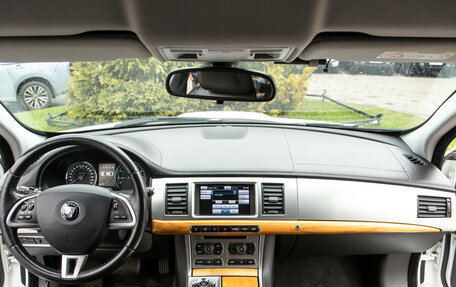 Jaguar XF I рестайлинг, 2014 год, 2 450 000 рублей, 11 фотография