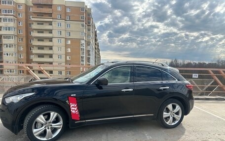 Infiniti FX II, 2011 год, 1 400 000 рублей, 2 фотография