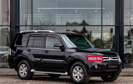 Mitsubishi Pajero IV, 2011 год, 1 565 000 рублей, 3 фотография