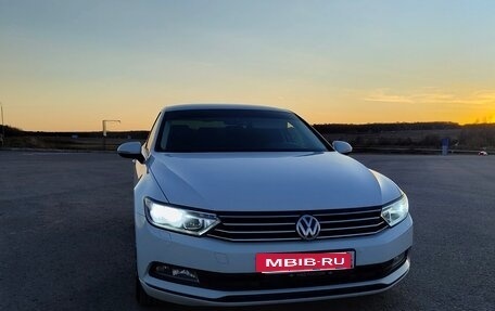 Volkswagen Passat B8 рестайлинг, 2016 год, 1 550 000 рублей, 18 фотография