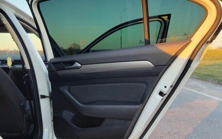 Volkswagen Passat B8 рестайлинг, 2016 год, 1 550 000 рублей, 22 фотография