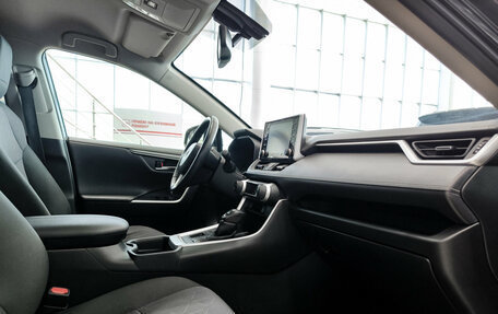 Toyota RAV4, 2021 год, 4 499 000 рублей, 11 фотография