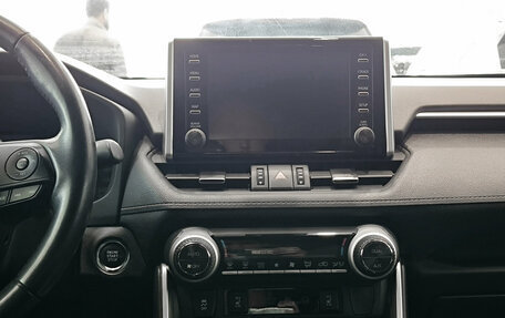 Toyota RAV4, 2021 год, 4 499 000 рублей, 15 фотография