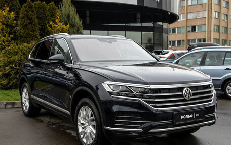 Volkswagen Touareg III, 2019 год, 5 998 000 рублей, 2 фотография