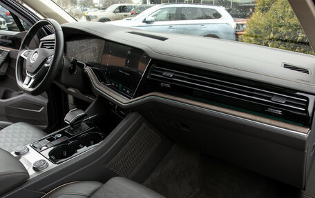 Volkswagen Touareg III, 2019 год, 5 998 000 рублей, 7 фотография